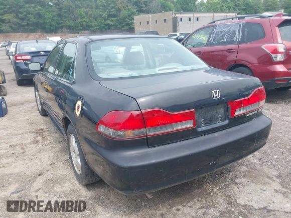 2001 Honda Accord EX z VIN 1HGCG16541A026499, wystawiony jako IAAI lot #42411572 z przebiegiem 195 960 mil mil oraz . Historia ofert i sprzedaży dostępna na DreamBid. Obrazek 3.