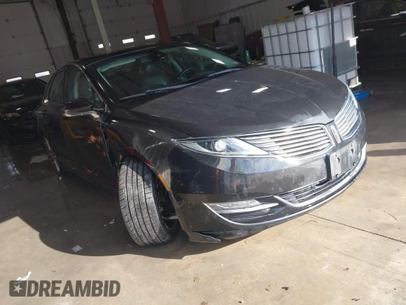 2013 Lincoln MKZ Hybrid z VIN 3LN6L2LU8DR818010, wystawiony jako IAAI lot #41363777 z przebiegiem 181 675 mil mil oraz . Historia ofert i sprzedaży dostępna na DreamBid. Obrazek 1.
