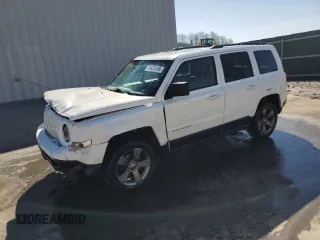 2015 Jeep Patriot Latitude z VIN 1C4NJRFBXFD417188, wystawiony jako Copart lot #54633165 z przebiegiem Nie podano mil oraz Szkoda całkowita • Salvage title. Historia ofert i sprzedaży dostępna na DreamBid. Obrazek 1.