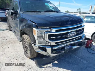 2022 Ford Super Duty F-250 SRW XL with VIN 1FT7W2B62NED69589, listed as a IAAI auction lot 41630757 with 98,748 mi miles. Bid and sale history available at carsss.com. Image 6.