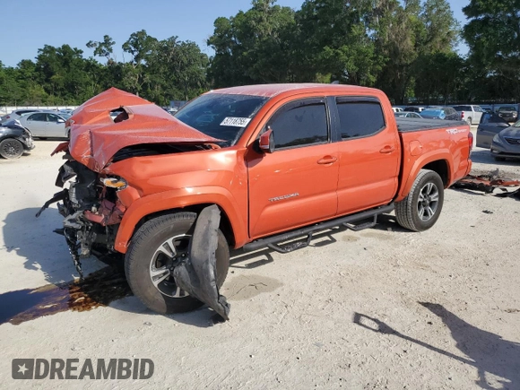 2018 Toyota Tacoma SR5 z VIN 5TFAZ5CN8JX055321, wystawiony jako Copart lot #60101445 z przebiegiem 111 153 mil mil oraz Szkoda całkowita • Salvage title. Historia ofert i sprzedaży dostępna na DreamBid. Obrazek 1.