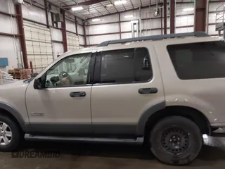 2006 Ford Explorer XLT with VIN 1FMEU738X6ZA13312, listed as a IAAI auction lot 41920829 with 168,238 mi miles and . Bid and sale history available at carsss.com. Image 15.
