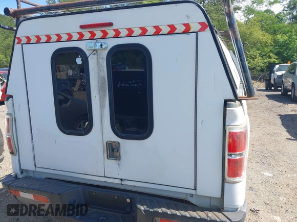 2013 Ford F-150 XL with VIN 1FTMF1CM5DKD84369, listed as a IAAI auction lot 42185654 with Not Provided miles and . Bid and sale history available at carsss.com. Image 15.
