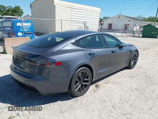 2021 Tesla Model S Plaid с VIN 5YJSA1E61MF435321, выставлен на аукционе IAAI как лот 41832006 с пробегом 23 361 миль миль и . История ставок и продаж доступна на DreamBid. Изображение 4.