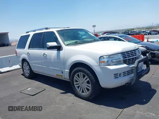 2011 Lincoln Navigator with VIN 5LMJJ2J53BEJ07856, listed as a IAAI auction lot 42720569 with 212,742 mi miles and . Bid and sale history available at DreamBid. Image 1.