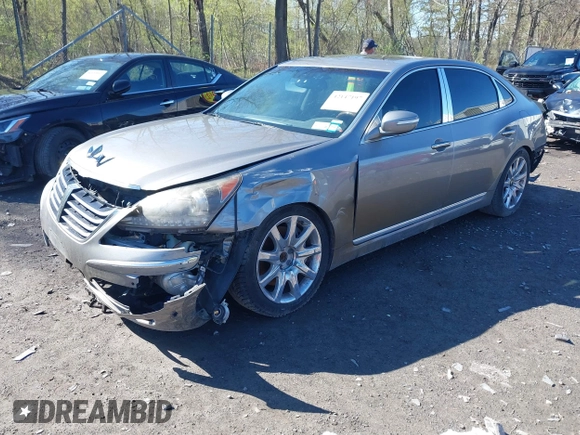 2013 Hyundai Equus Signature with VIN KMHGH4JH6DU062970, listed as a IAAI auction lot 42147197 with 131,799 mi miles and . Bid and sale history available at DreamBid. Image 17.