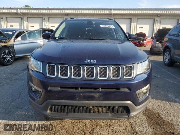 2018 Jeep Compass Latitude z VIN 3C4NJCBB5JT186724, wystawiony jako Copart lot #62260775 z przebiegiem 178 011 mil mil oraz Czysty tytuł • Clean title. Historia ofert i sprzedaży dostępna na DreamBid. Obrazek 5.