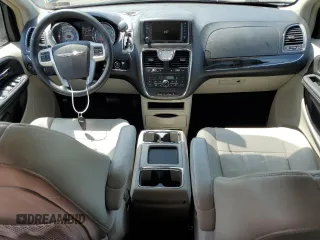 2014 Chrysler Town & Country Touring with VIN 2C4RC1BG0ER422877, listed as a Copart auction lot 54392755 with 117,605 mi miles and Salvage Title. Bid and sale history available at carsss.com. Image 8.