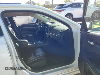 2016 Chrysler 300 with VIN 2C3CCAEG8GH198031, listed as a IAAI auction lot 40481170 with 118,874 mi miles. Bid and sale history available at carsss.com. Image 5.