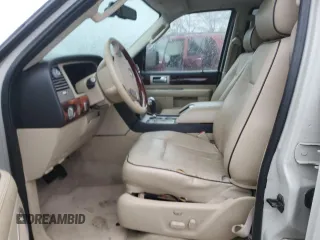 2006 Lincoln Navigator Luxury z VIN 5LMFU28526LJ16522, wystawiony jako Copart lot #44016095 z przebiegiem 67 221 mil mil oraz Szkoda całkowita • Salvage title. Historia ofert i sprzedaży dostępna na DreamBid. Obrazek 7.
