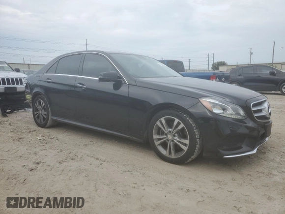 2014 Mercedes-Benz E-Class E 250 BlueTEC Luxury with VIN WDDHF0EB9EA876942, listed as a Copart auction lot 70222904 with 122,035 mi miles and Salvage Title. Bid and sale history available at carsss.com. Image 4.
