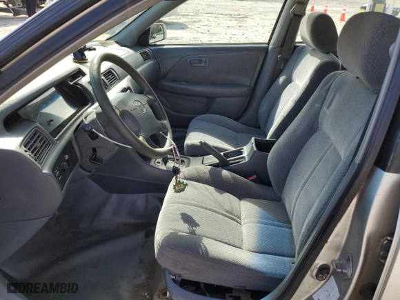 2000 Toyota Camry CE with VIN JT2BG22K2Y0421334, listed as a Copart auction lot 50151725 with 205,551 mi miles and Clean Title. Bid and sale history available at carsss.com. Image 7.