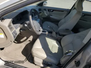 2002 Volvo V70 with VIN YV1SJ58DX21263405, listed as a Copart auction lot 69989364 with 133,710 mi miles and Salvage Title. Bid and sale history available at carsss.com. Image 7.