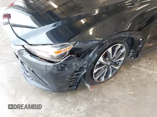 2019 Mazda CX-3 Touring z VIN JM1DKDC70K0404219, wystawiony jako IAAI lot #42148454 z przebiegiem 80 539 mil mil oraz . Historia ofert i sprzedaży dostępna na DreamBid. Obrazek 6.