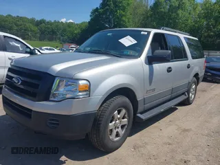 2007 Ford Expedition EL SSV with VIN 1FMFK16587LA78320, listed as a IAAI auction lot 42145004 with 110,785 mi miles. Bid and sale history available at carsss.com. Image 2.
