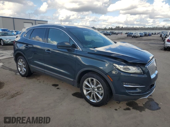2019 Lincoln MKC Select with VIN 5LMCJ2C93KUL52056, listed as a Copart auction lot 85078844 with 68,863 mi miles and Salvage title. Bid and sale history available at DreamBid. Image 4.