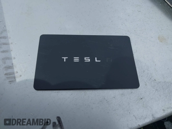 2019 Tesla Model 3 Mid Range z VIN 5YJ3E1EA4KF361967, wystawiony jako IAAI lot #42261724 z przebiegiem 89 902 mil mil oraz . Historia ofert i sprzedaży dostępna na DreamBid. Obrazek 11.