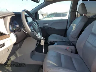 2018 Toyota Sienna XLE with VIN 5TDDZ3DC5JS190227, listed as a Copart auction lot 88759005 with 102,442 mi miles and Salvage Title. Bid and sale history available at carsss.com. Image 7.