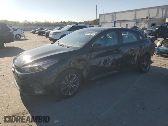 2022 Kia Forte LXS with VIN 3KPF24AD8NE467422, listed as a Copart auction lot 52419215 with 45,054 mi miles and Salvage Title. Bid and sale history available at DreamBid. Image 1.