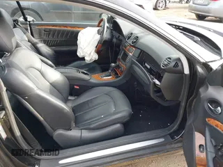2008 Mercedes-Benz CLK 350 with VIN WDBTJ56H28F245782, listed as a IAAI auction lot 41512400 with 137,157 mi miles and . Bid and sale history available at carsss.com. Image 5.