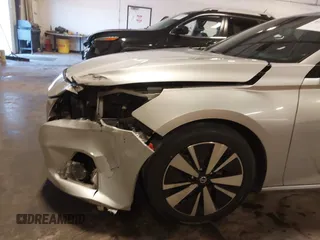 2019 Nissan Altima 2.5 SL with VIN 1N4BL4EV9KC199746, listed as a IAAI auction lot 41791017 with 86,064 mi miles. Bid and sale history available at carsss.com. Image 6.