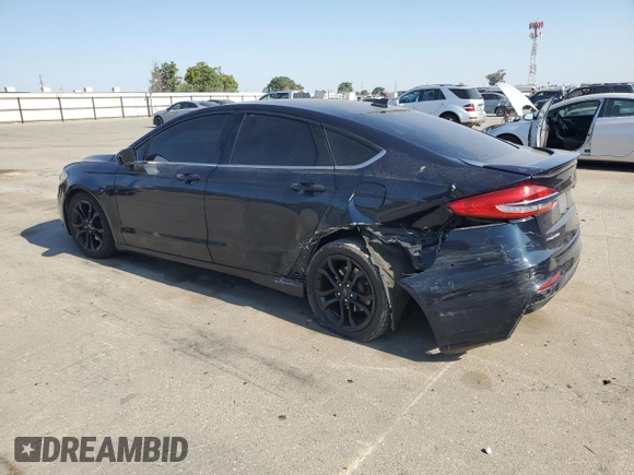 2020 Ford Fusion SE z VIN 3FA6P0HD4LR114834, wystawiony jako Copart lot #60224845 z przebiegiem 84 110 mil mil oraz Szkoda całkowita • Salvage title. Historia ofert i sprzedaży dostępna na DreamBid. Obrazek 2.