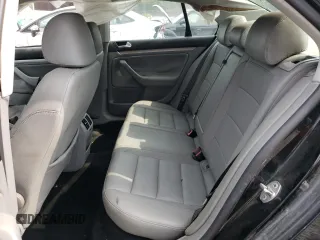 2008 Volkswagen Jetta Wolfsburg Edition с VIN 3VWRJ71K08M155263, выставлен на аукционе Copart как лот 37311584 с пробегом Не указан миль и Списание • Salvage title. История ставок и продаж доступна на DreamBid. Изображение 10.