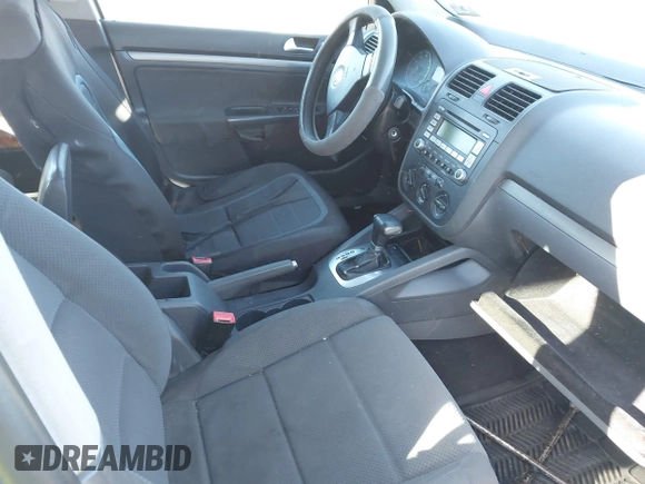 2007 Volkswagen Rabbit with VIN WVWDR71K67W052451, listed as a IAAI auction lot 41343935 with Not provided miles and . Bid and sale history available at DreamBid. Image 5.