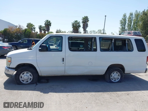 2008 Ford Econoline Passenger XL with VIN 1FBSS31L68DB22903, listed as a IAAI auction lot 42105920 with 116,502 mi miles and . Bid and sale history available at DreamBid. Image 14.