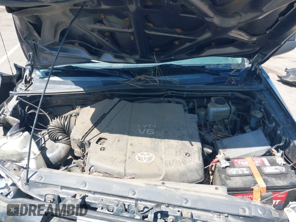 2011 Toyota Tacoma with VIN 5TFLU4EN6BX008627, listed as a IAAI auction lot 42033587 with 179,083 mi miles. Bid and sale history available at carsss.com. Image 10.