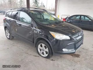 2015 Ford Escape SE with VIN 1FMCU9GX8FUB23311, listed as a IAAI auction lot 41787837 with 101,749 mi miles. Bid and sale history available at carsss.com. Image 1.