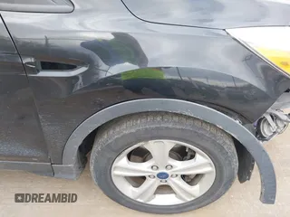 2013 Ford Escape SE with VIN 1FMCU9G95DUA03948, listed as a IAAI auction lot 41666358 with 233,187 mi miles. Bid and sale history available at carsss.com. Image 15.