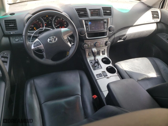 2013 Toyota Highlander with VIN 5TDBK3EH8DS208567, listed as a Copart auction lot 48916245 with 123,604 mi miles and Salvage Title. Bid and sale history available at carsss.com. Image 8.
