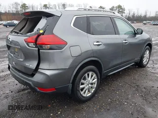 2017 Nissan Rogue S with VIN JN8AT2MVXHW009959, listed as a IAAI auction lot 41940803 with 71,507 mi miles and . Bid and sale history available at DreamBid. Image 4.