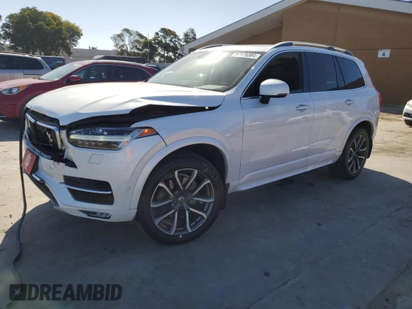 2018 Volvo XC90 Momentum with VIN YV4102XK9J1210144, listed as a Copart auction lot 57175384 with 81,953 mi miles and Salvage Title. Bid and sale history available at carsss.com. Image 1.