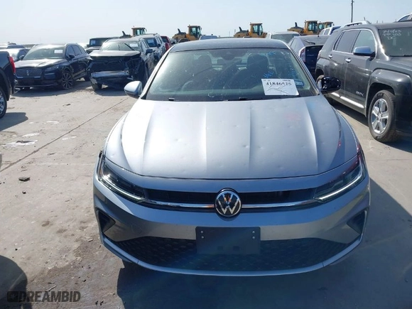 2025 Volkswagen Jetta SE with VIN 3VW7X7BU7SM017863, listed as a IAAI auction lot 41846525 with 7,490 mi miles. Bid and sale history available at carsss.com. Image 12.