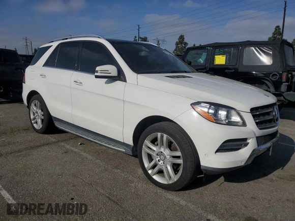 2015 Mercedes-Benz M 350 with VIN 4JGDA5JB9FA608061, listed as a Copart auction lot 55163285 with 177,790 mi miles and Salvage title. Bid and sale history available at DreamBid. Image 4.