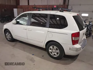 2007 Kia Sedona with VIN KNDMB133X76142466, listed as a IAAI auction lot 41351644 with 183,534 mi miles. Bid and sale history available at carsss.com. Image 3.