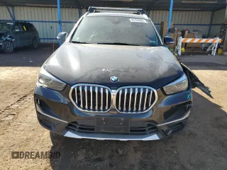 2020 BMW X1 xDrive28i z VIN WBXJG9C04L5P16314, wystawiony jako Copart lot #46709905 z przebiegiem 45 064 mil mil oraz Szkoda całkowita • Salvage title. Historia ofert i sprzedaży dostępna na DreamBid. Obrazek 5.