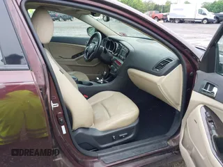 2012 Kia Optima EX z VIN 5XXGN4A71CG011465, wystawiony jako IAAI lot #42478460 z przebiegiem 197 230 mil mil oraz . Historia ofert i sprzedaży dostępna na DreamBid. Obrazek 5.