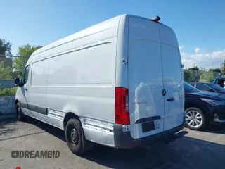 2023 Mercedes-Benz Sprinter Cargo with VIN W1Y4NCHY2PT151425, listed as a IAAI auction lot 41889490 with 27,563 mi miles. Bid and sale history available at carsss.com. Image 3.