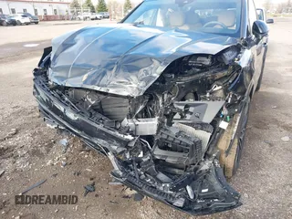 2025 Porsche Cayenne z VIN WP1BA2AY4SDA29016, wystawiony jako IAAI lot #41899275 z przebiegiem 7 099 mil mil oraz . Historia ofert i sprzedaży dostępna na DreamBid. Obrazek 6.