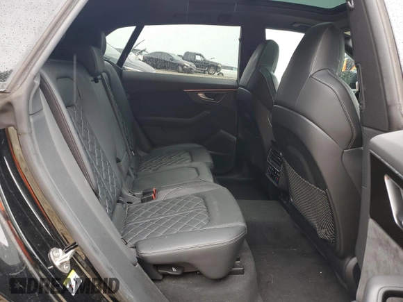 2021 Audi SQ8 Premium Plus z VIN WA1AWBF14MD028066, wystawiony jako Copart lot #63195873 z przebiegiem 30 644 mil mil oraz . Historia ofert i sprzedaży dostępna na DreamBid. Obrazek 12.