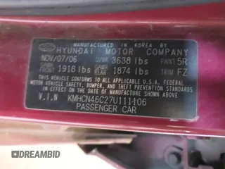 2007 Hyundai Accent GLS with VIN KMHCN46C27U111106, listed as a IAAI auction lot 41383317 with 147,882 mi miles. Bid and sale history available at carsss.com. Image 9.