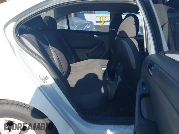 2015 Volkswagen Jetta S с VIN 3VW2K7AJ9FM297260, выставлен на аукционе IAAI как лот 42221434 с пробегом 121 378 миль миль и . История ставок и продаж доступна на DreamBid. Изображение 8.
