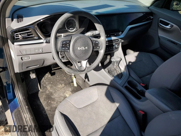 2022 Kia Niro LXS with VIN KNDCB3LC1N5532916, listed as a Copart auction lot 42353255 with 0 mi miles and Salvage Title. Bid and sale history available at carsss.com. Image 8.
