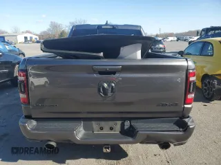 2022 Ram 1500 Limited z VIN 1C6SRFHT7NN455235, wystawiony jako Copart lot #81618484 z przebiegiem 46 937 mil mil oraz Szkoda całkowita • Salvage title. Historia ofert i sprzedaży dostępna na DreamBid. Obrazek 6.