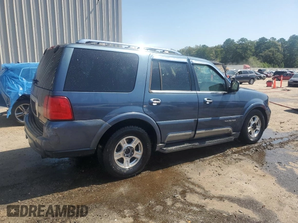 2003 Lincoln Navigator Luxury with VIN 5LMFU28R13LJ36713, listed as a Copart auction lot 68480734 with 269,903 mi miles and Salvage Title. Bid and sale history available at carsss.com. Image 3.