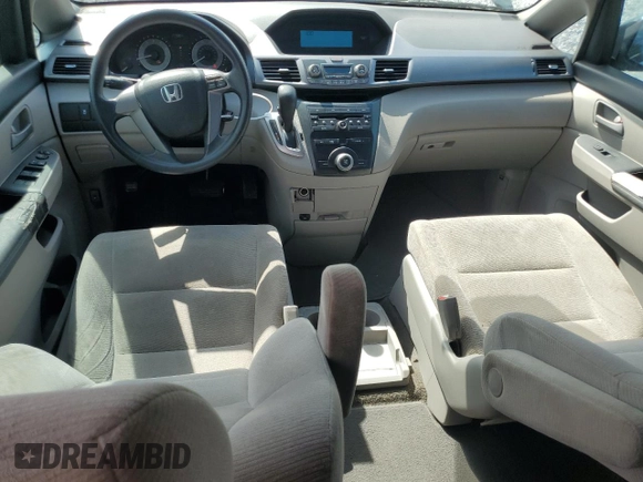 2011 Honda Odyssey LX z VIN 5FNRL5H23BB030230, wystawiony jako Copart lot #54798355 z przebiegiem 171 508 mil mil oraz Czysty tytuł • Clean title. Historia ofert i sprzedaży dostępna na DreamBid. Obrazek 8.