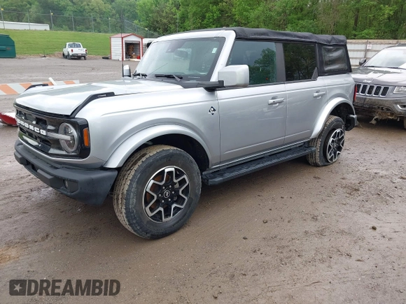 2022 Ford Bronco with VIN 1FMDE5DH0NLA98903, listed as a IAAI auction lot 42055569 with 39,893 mi miles and . Bid and sale history available at DreamBid. Image 17.